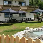 Amadeus Zillertal Tirol Отель