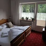 Amadeus Zillertal Tirol Отель