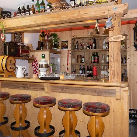 Amadeus Zillertal Tirol Hotell