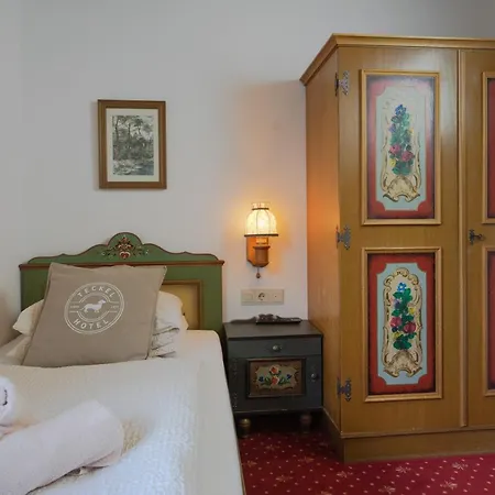Amadeus Zillertal Tirol Отель Майрхофен