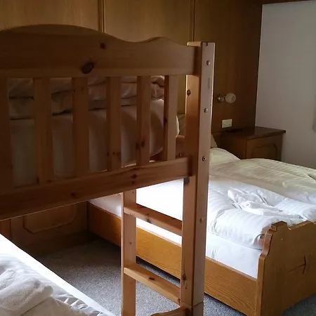 Otel Amadeus Zillertal Tirol *