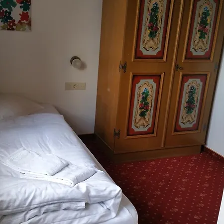 Otel Amadeus Zillertal Tirol *