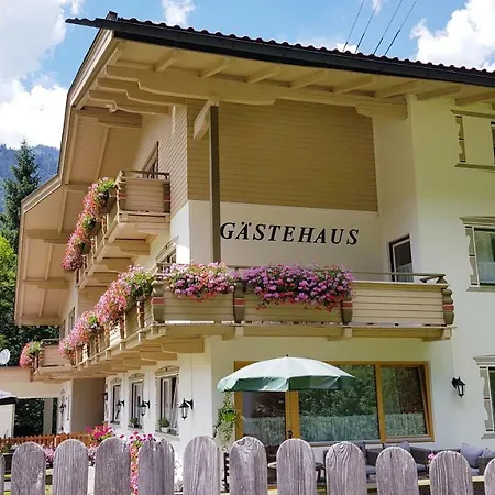 Amadeus Zillertal Tirol 호텔