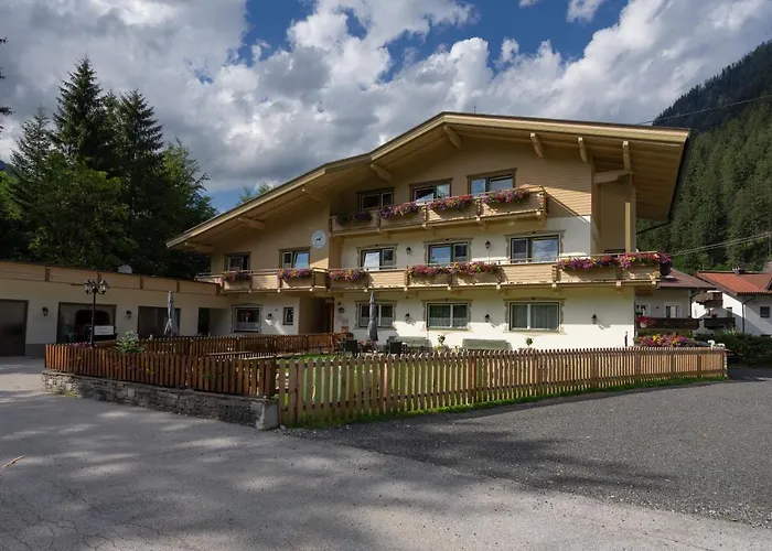 Amadeus Zillertal Tirol 메이른호픈