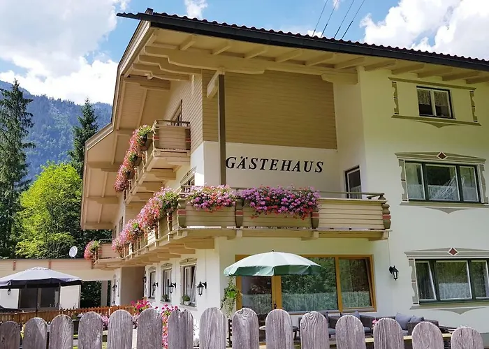 Amadeus Zillertal Tirol 호텔